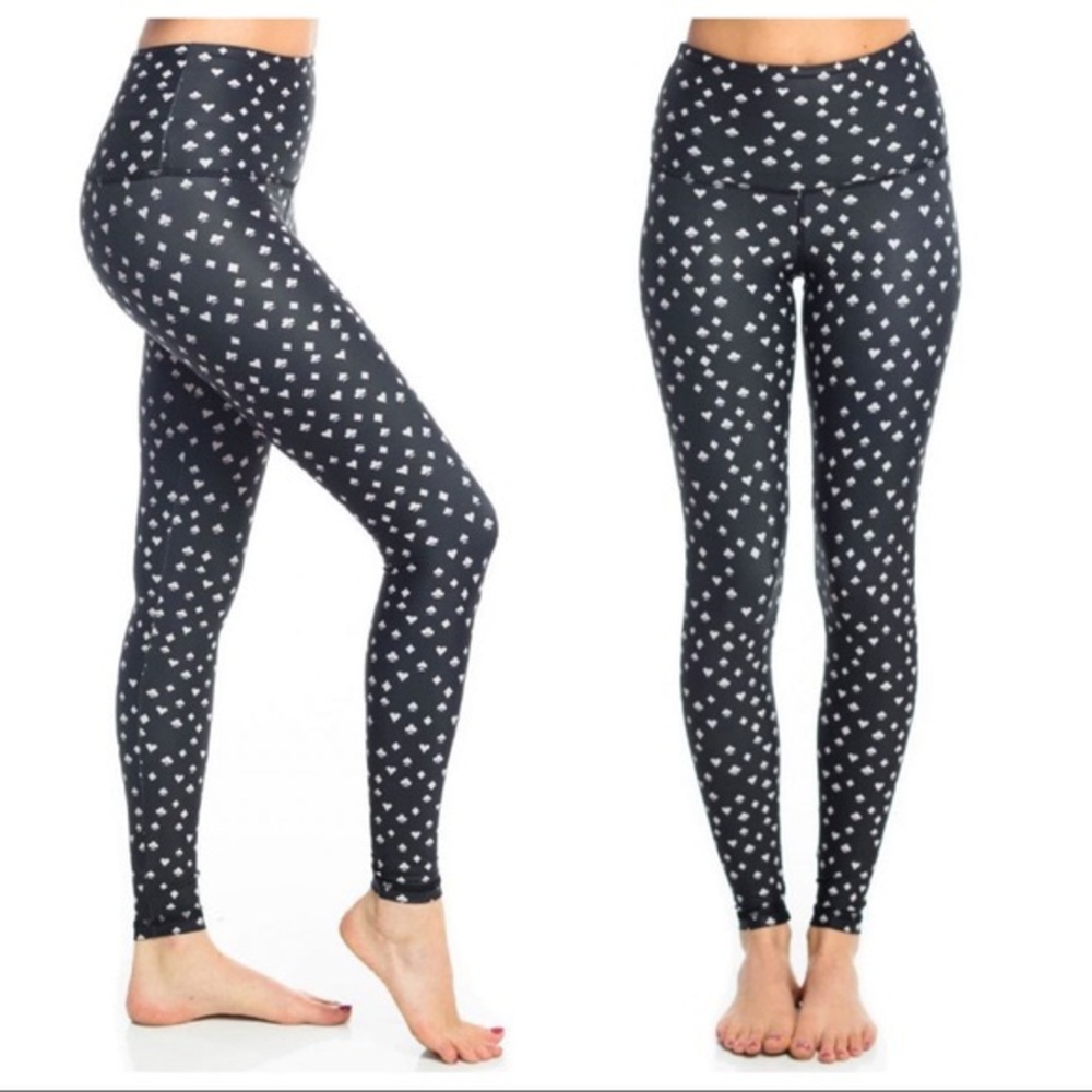 NWT Strut This Teagan leggings in black card print